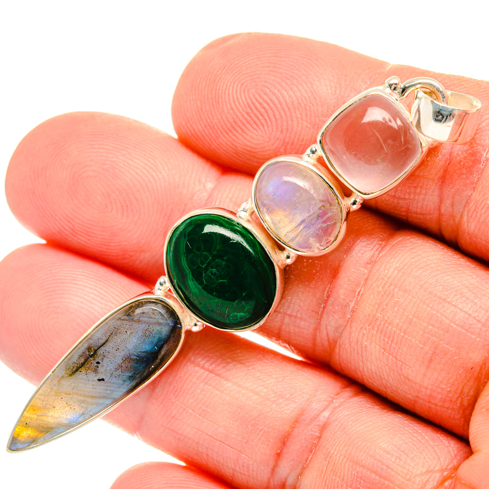 Labradorite Pendants handcrafted by Anasilvercos - PD28221