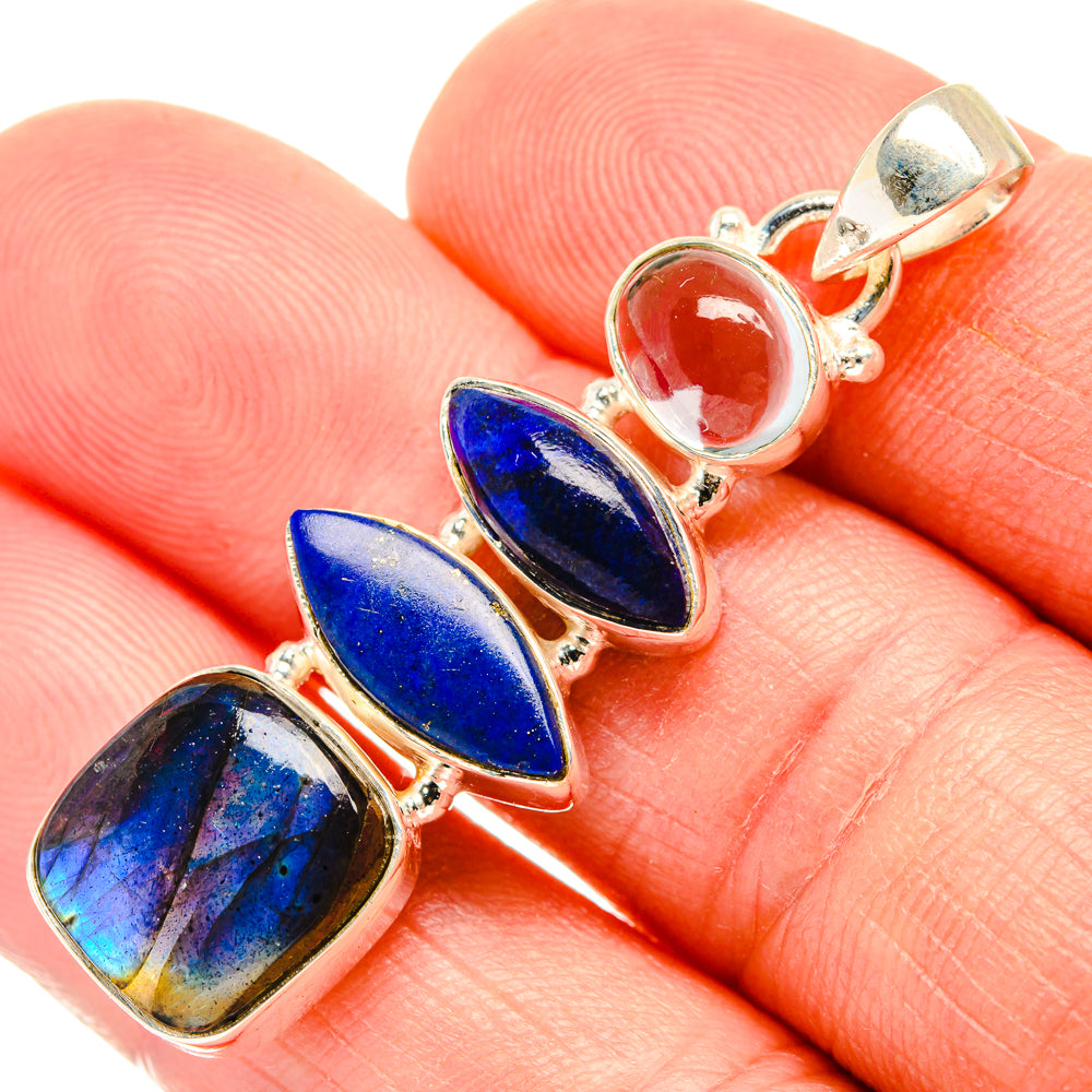 Labradorite Pendants handcrafted by Anasilvercos - PD28350