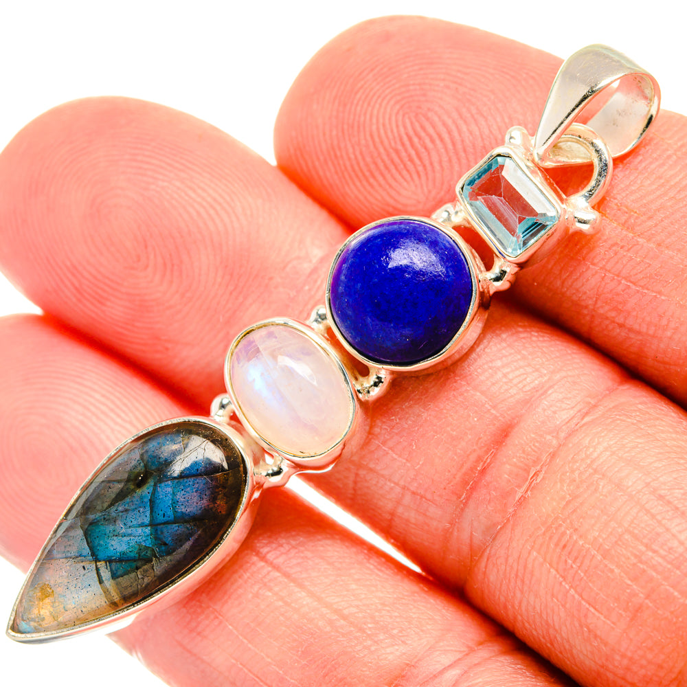 Labradorite Pendants handcrafted by Anasilvercos - PD28363