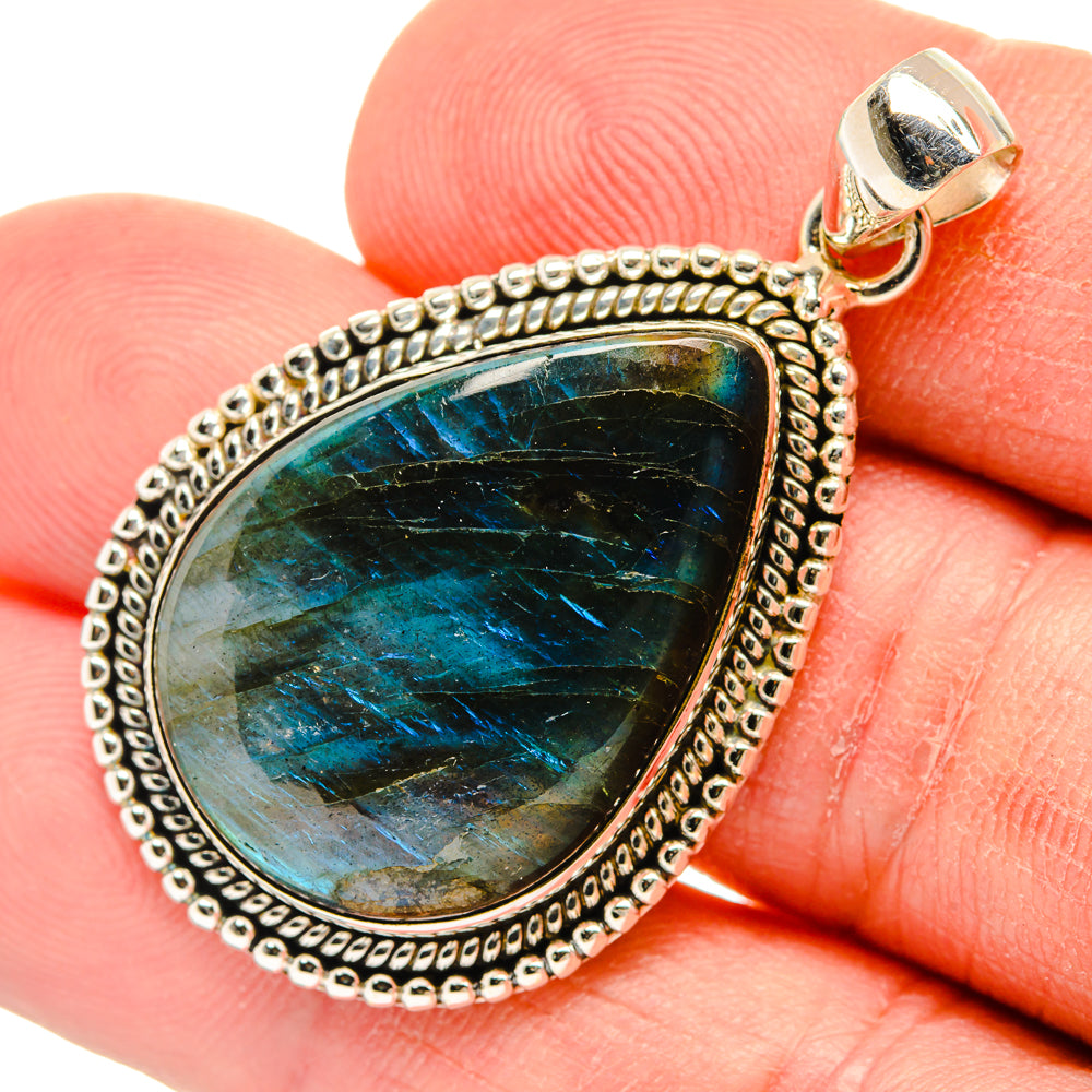 Labradorite Pendants handcrafted by Anasilvercos - PD28461