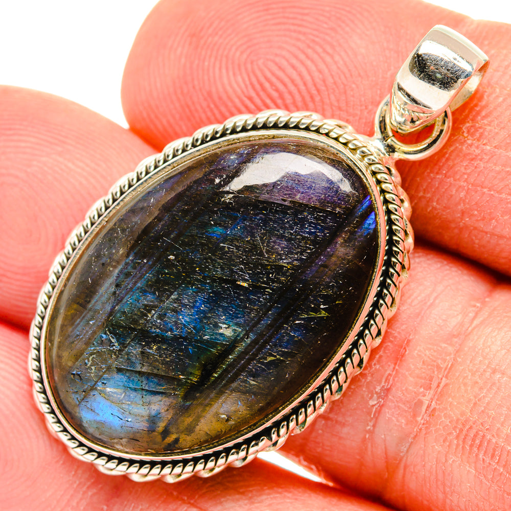 Labradorite Pendants handcrafted by Anasilvercos - PD28463