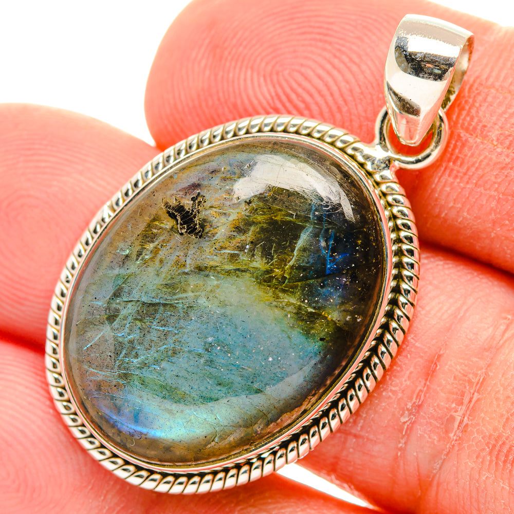 Labradorite Pendants handcrafted by Anasilvercos - PD28464