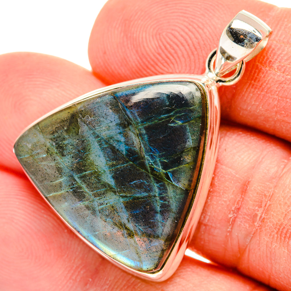 Labradorite Pendants handcrafted by Anasilvercos - PD28465