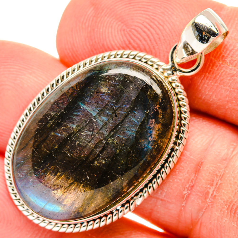 Labradorite Pendants handcrafted by Anasilvercos - PD28467