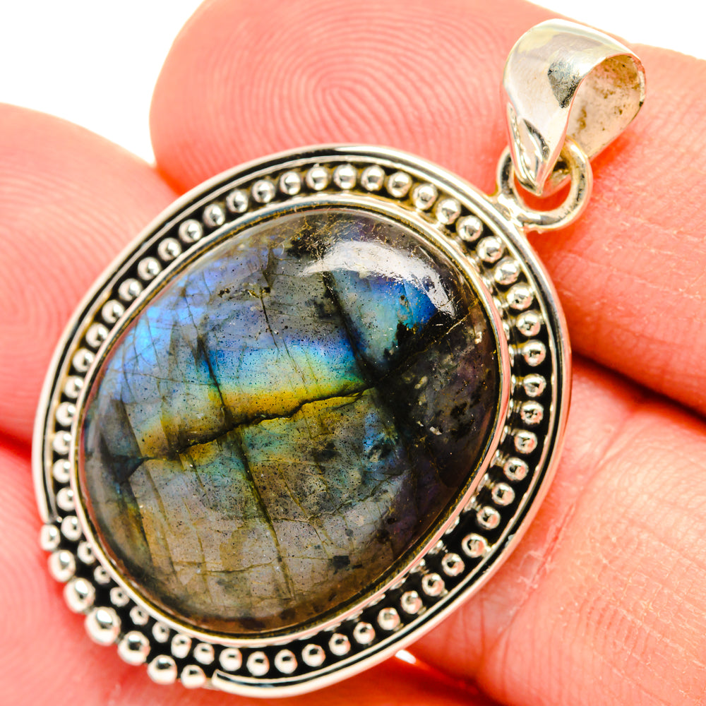 Labradorite Pendants handcrafted by Anasilvercos - PD28569