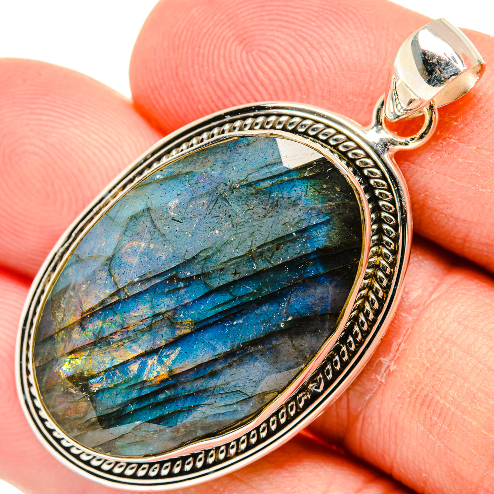 Labradorite Pendants handcrafted by Anasilvercos - PD28585