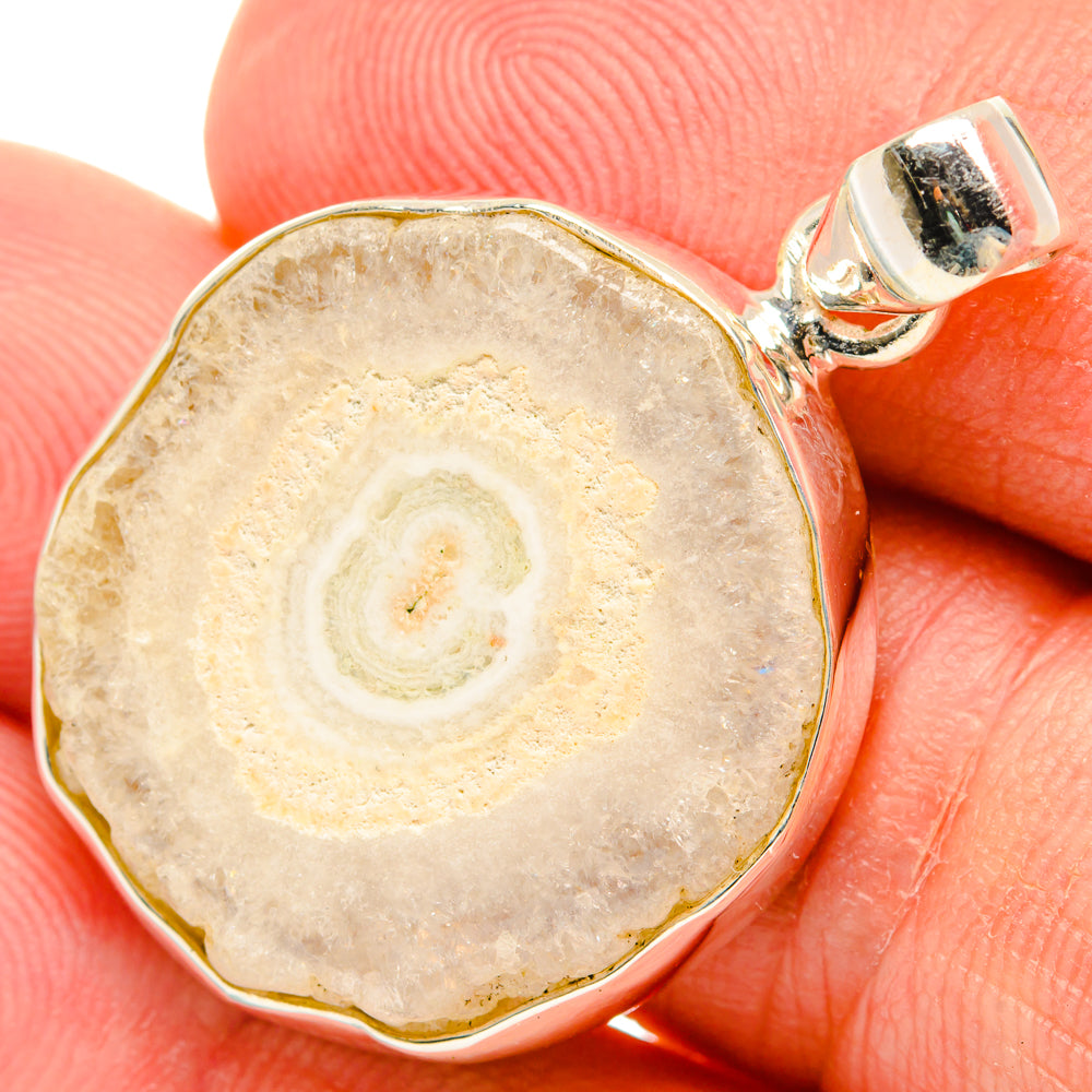 Solar Quartz Pendants handcrafted by Anasilvercos - PD28633