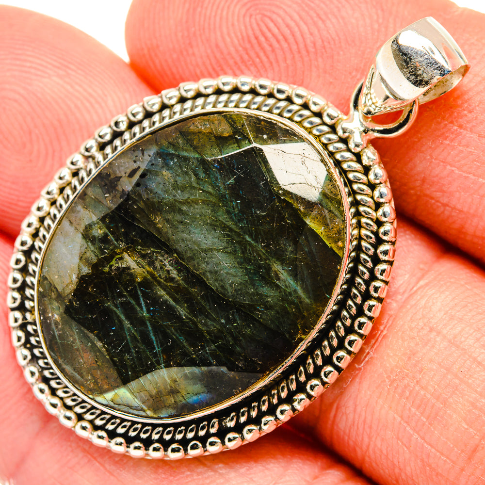 Labradorite Pendants handcrafted by Anasilvercos - PD28692