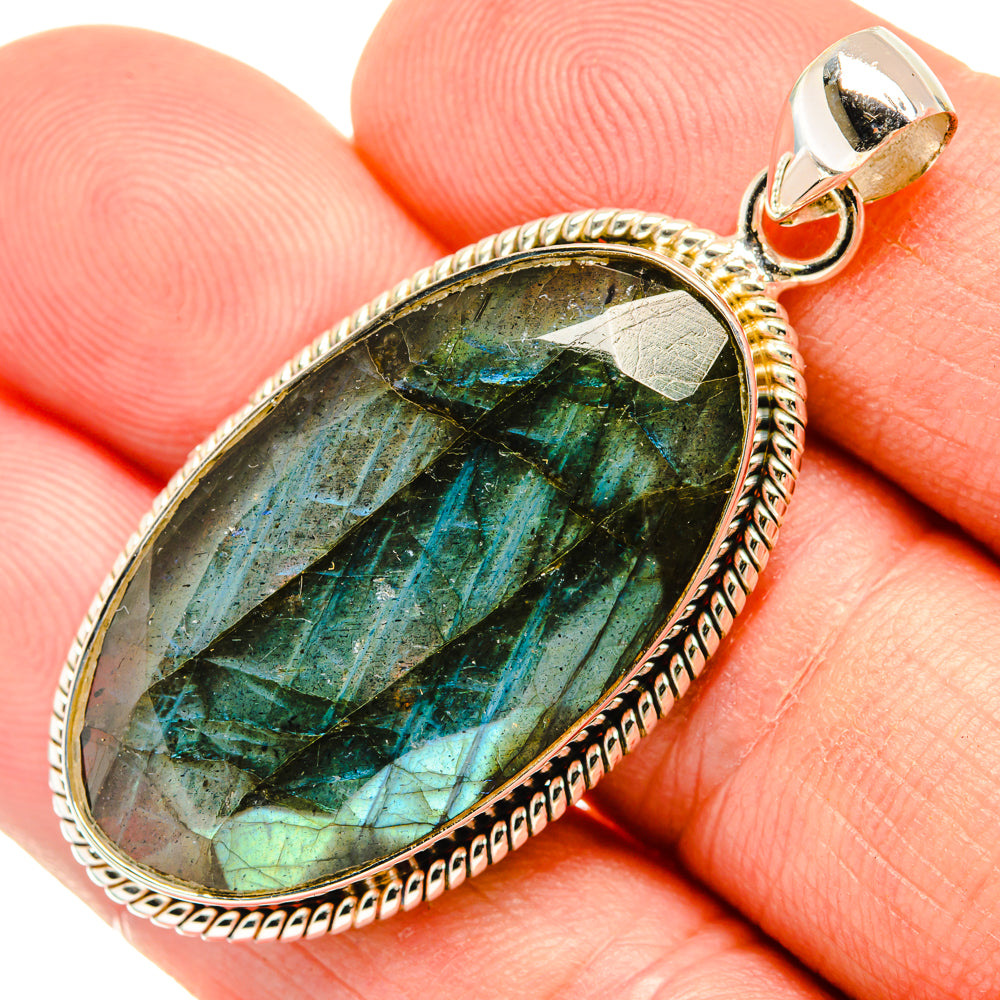Labradorite Pendants handcrafted by Anasilvercos - PD28696