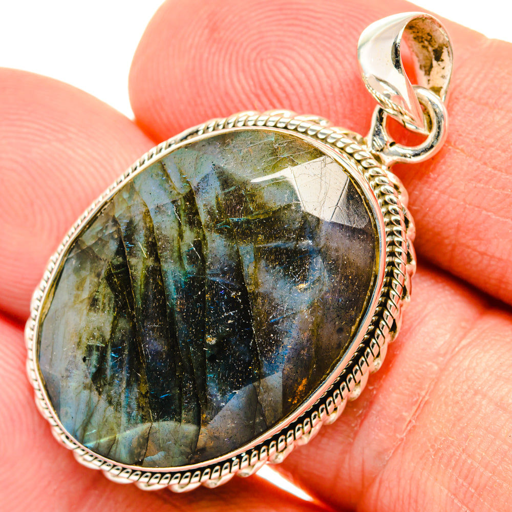 Labradorite Pendants handcrafted by Anasilvercos - PD28699