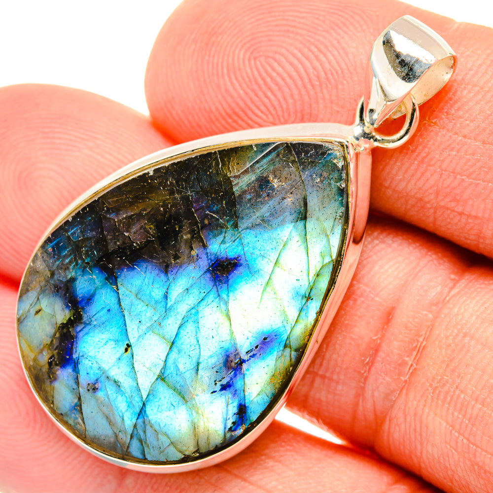 Labradorite Pendants handcrafted by Anasilvercos - PD28704
