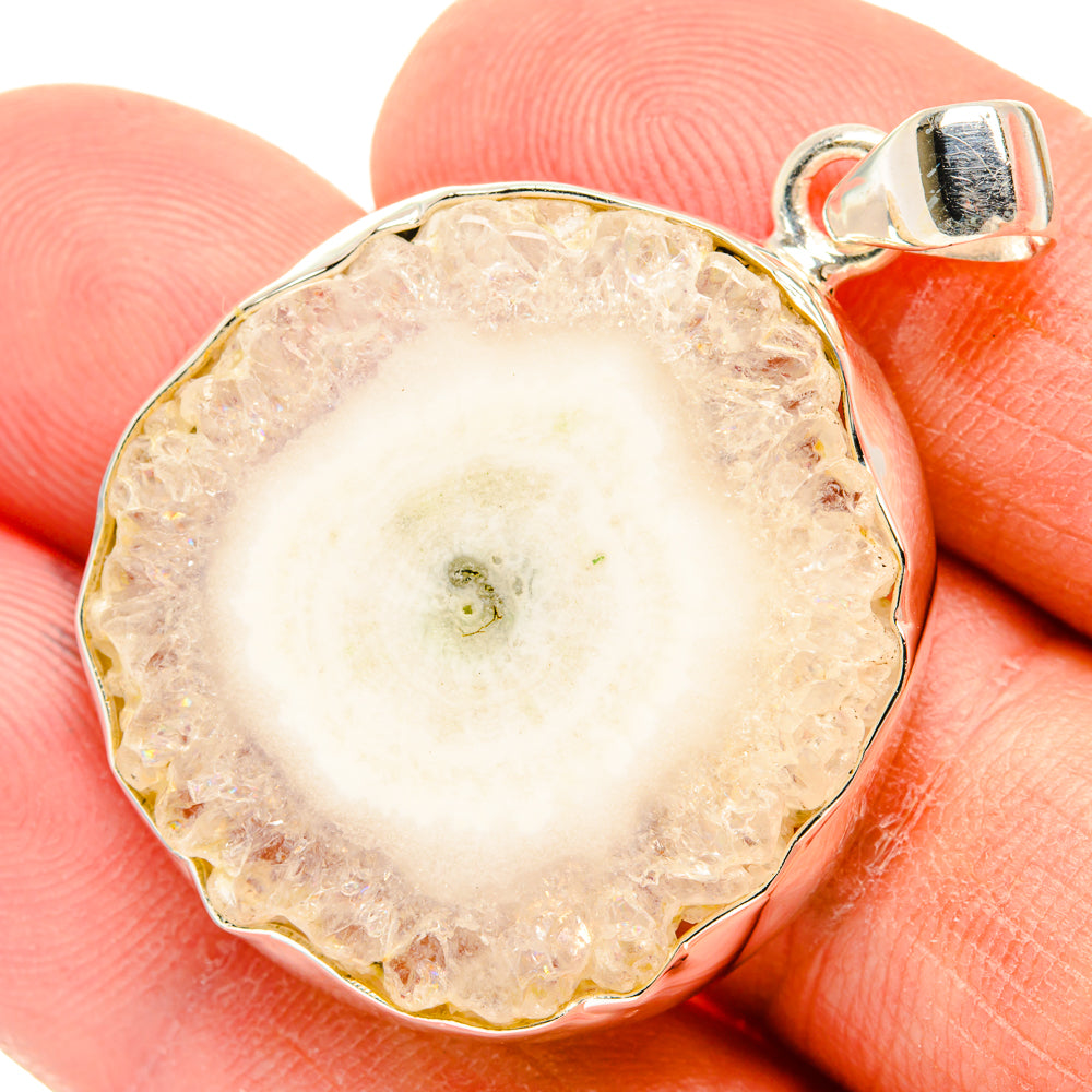 Solar Quartz Pendants handcrafted by Anasilvercos - PD28752