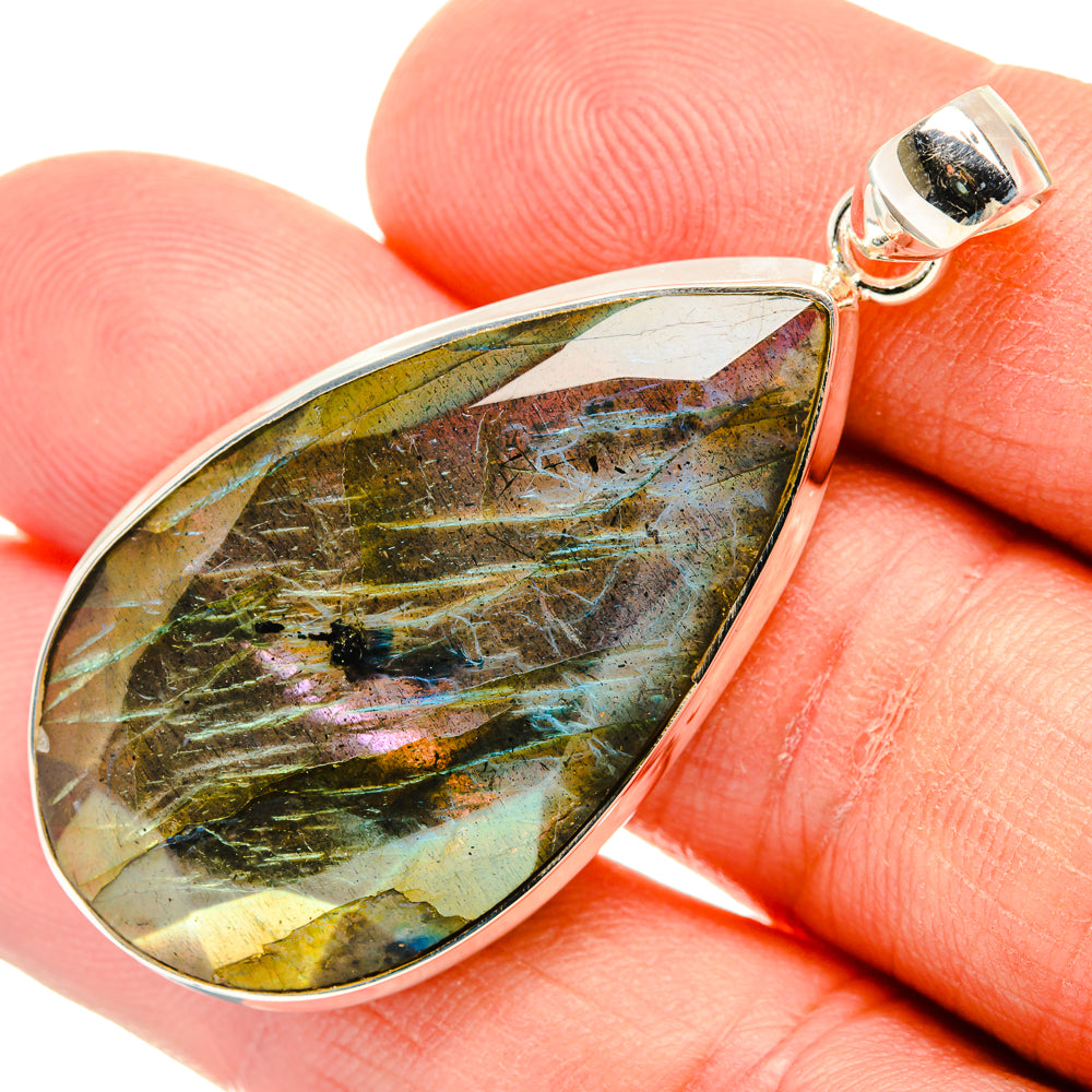 Labradorite Pendants handcrafted by Anasilvercos - PD28799
