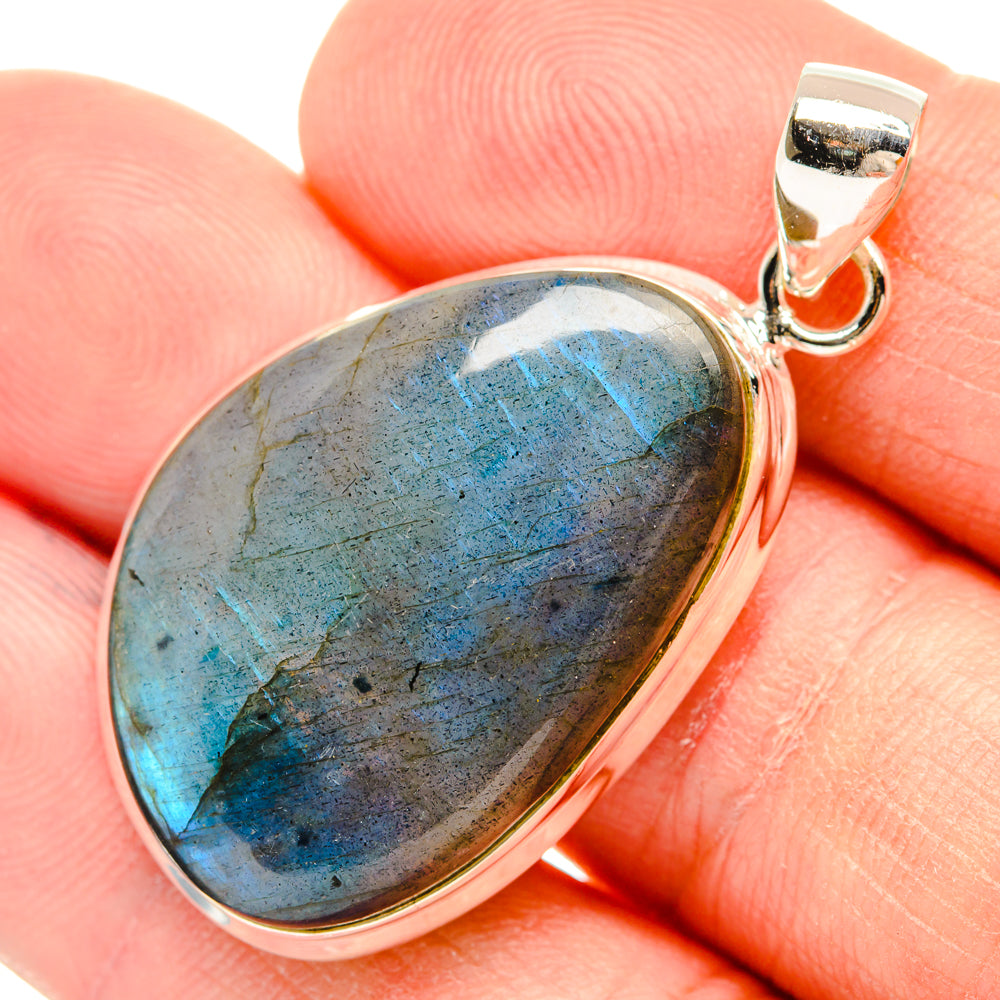 Labradorite Pendants handcrafted by Anasilvercos - PD28808