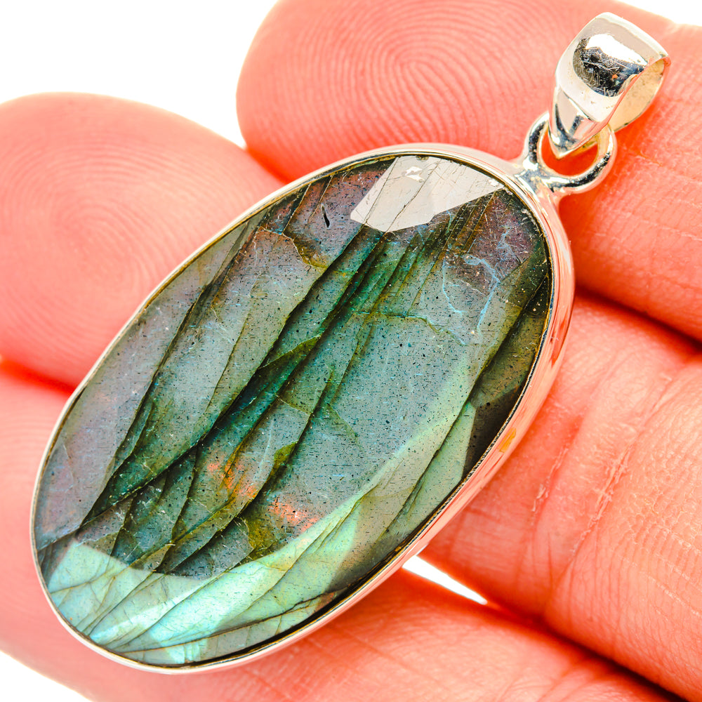 Labradorite Pendants handcrafted by Anasilvercos - PD28941