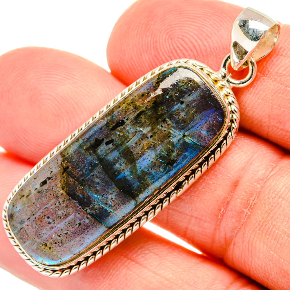 Labradorite Pendants handcrafted by Anasilvercos - PD28942