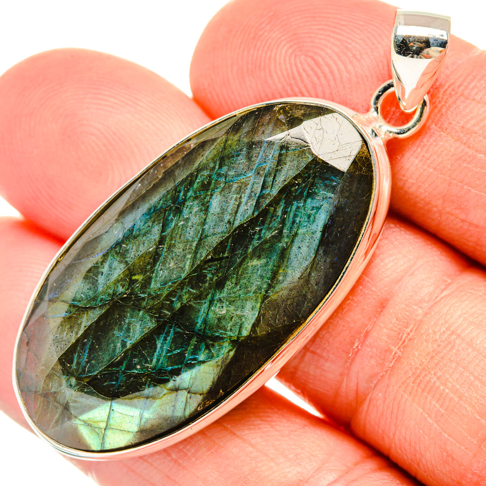 Labradorite Pendants handcrafted by Anasilvercos - PD28951