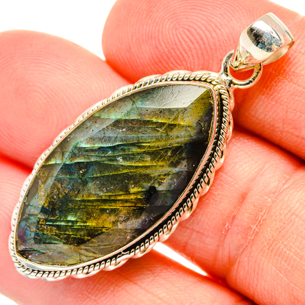 Labradorite Pendants handcrafted by Anasilvercos - PD28953