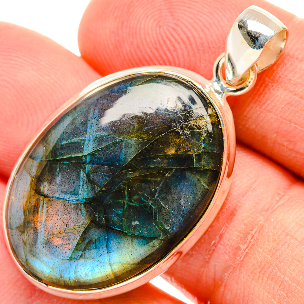Labradorite Pendants handcrafted by Anasilvercos - PD29093