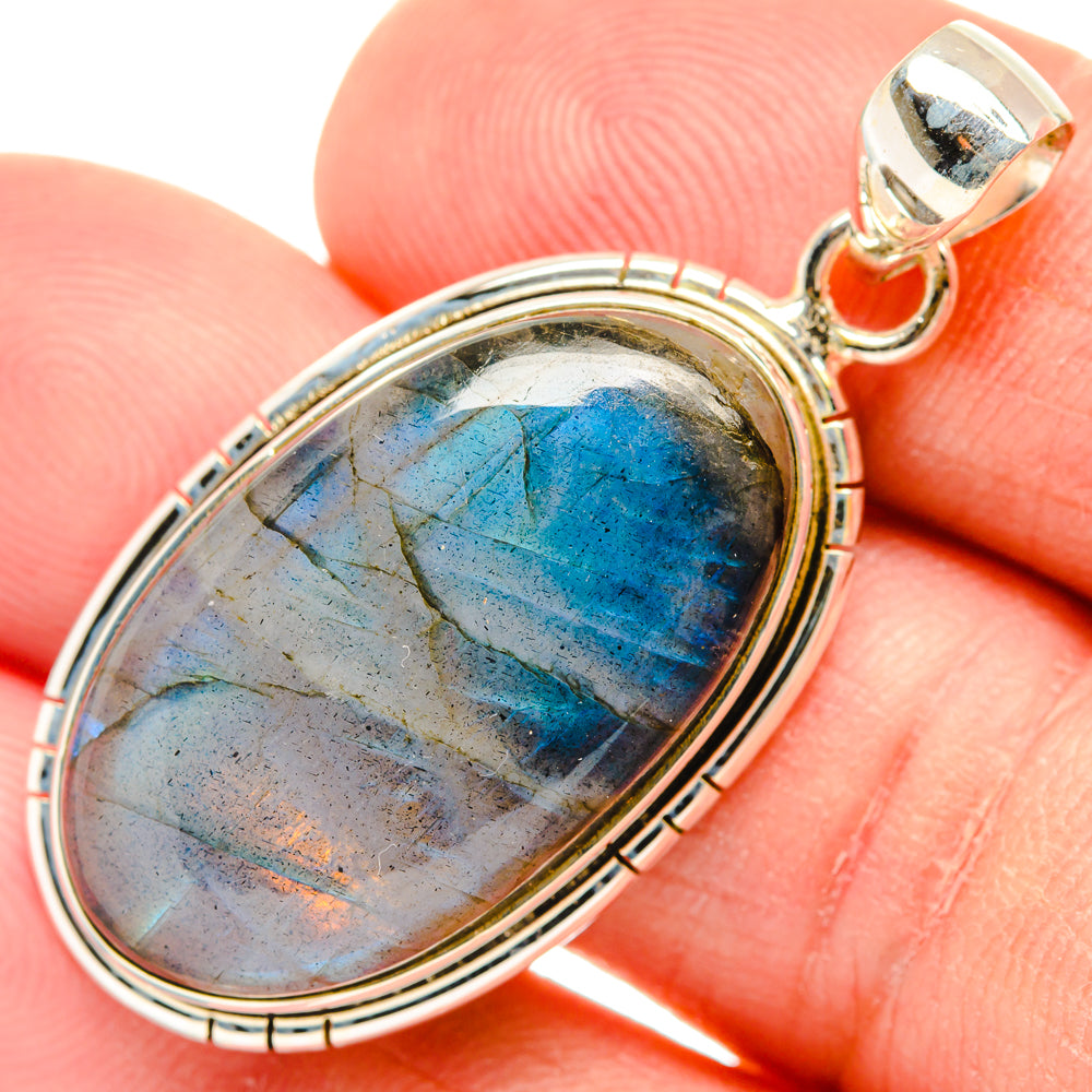 Labradorite Pendants handcrafted by Anasilvercos - PD29095