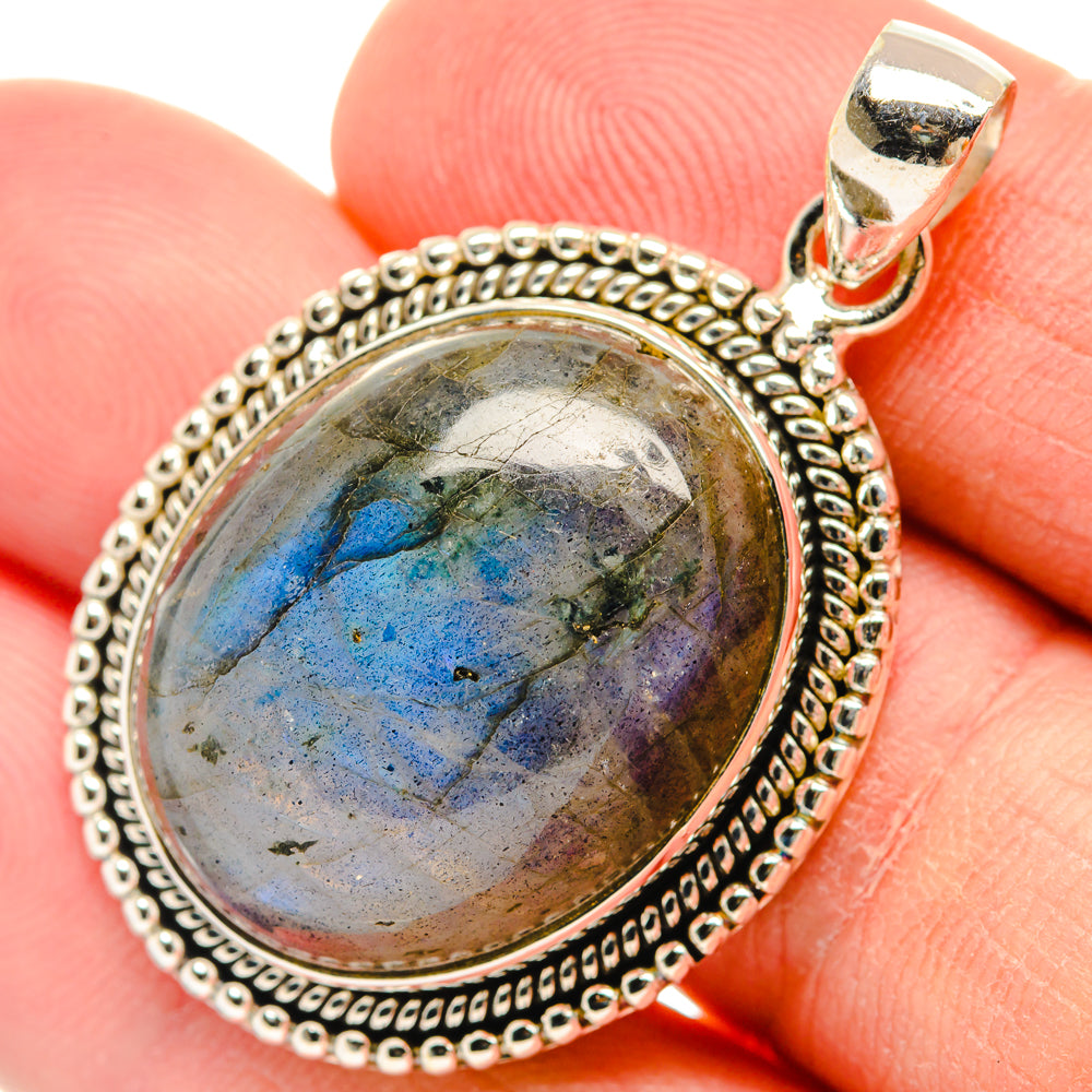 Labradorite Pendants handcrafted by Anasilvercos - PD29107
