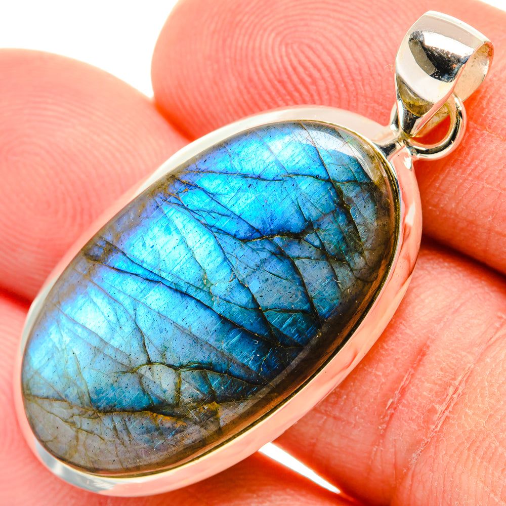 Labradorite Pendants handcrafted by Anasilvercos - PD29113