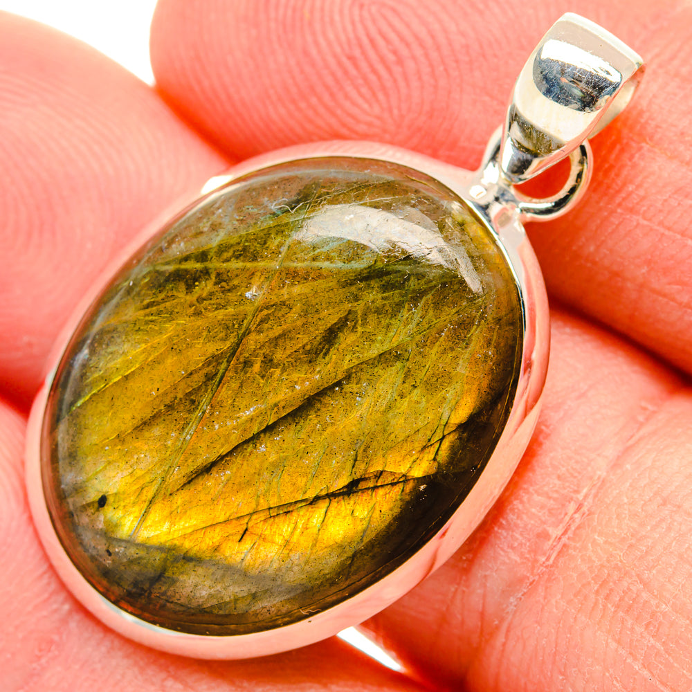 Labradorite Pendants handcrafted by Anasilvercos - PD29119