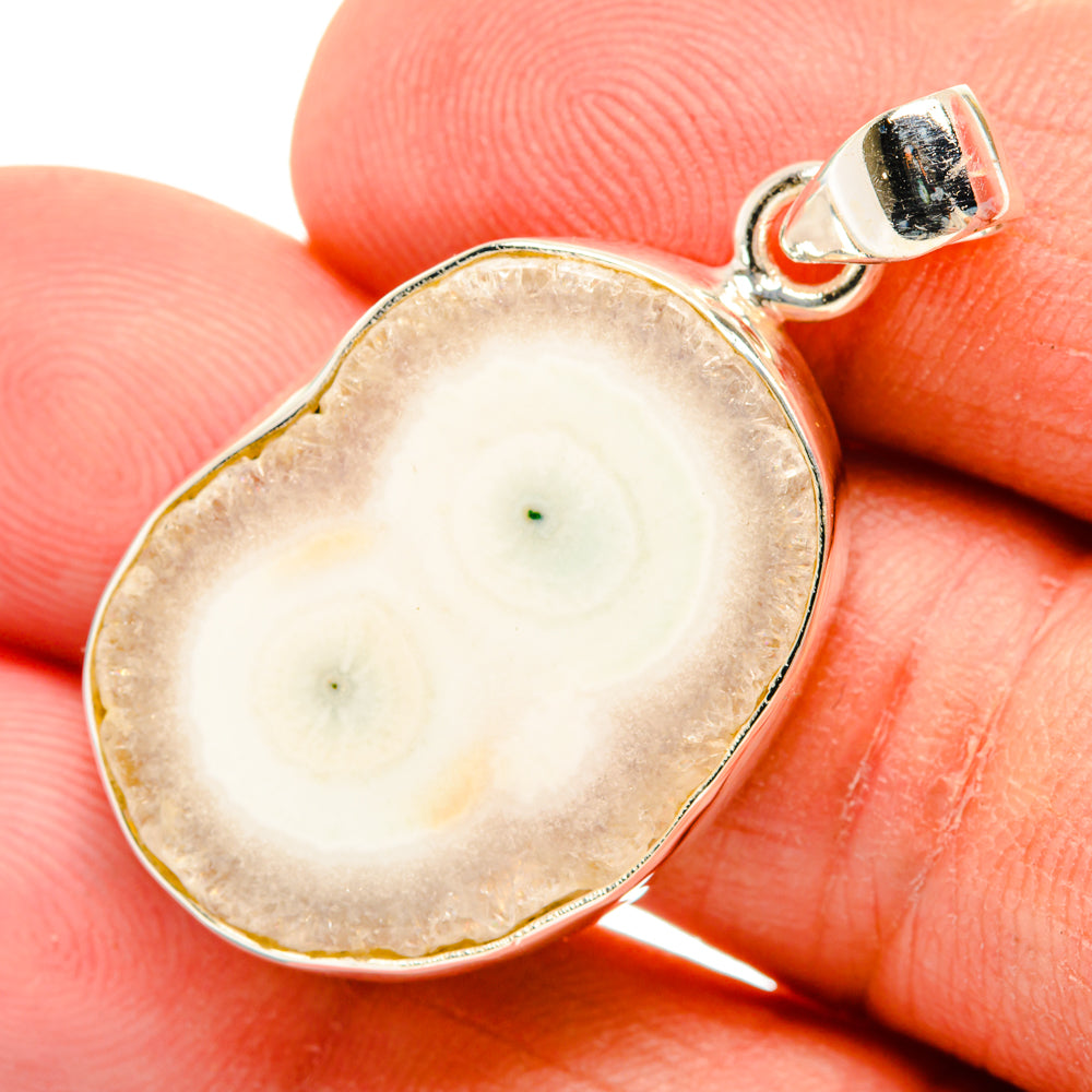 White Geode Slice Pendants handcrafted by Anasilvercos - PD29166