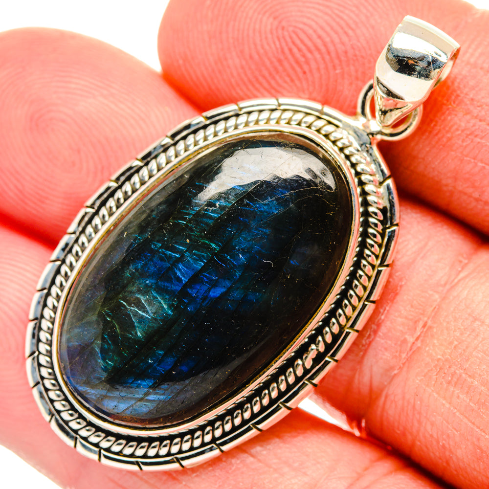 Labradorite Pendants handcrafted by Anasilvercos - PD29300