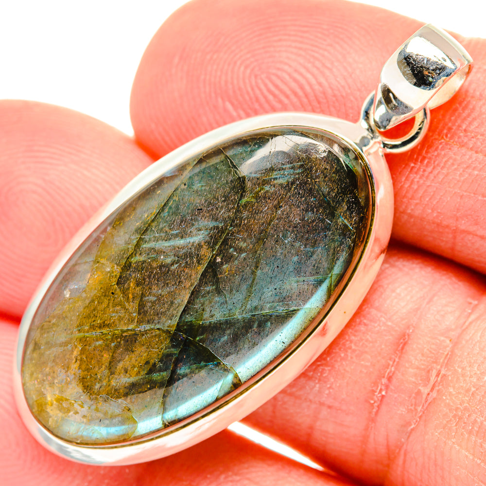 Labradorite Pendants handcrafted by Anasilvercos - PD29315