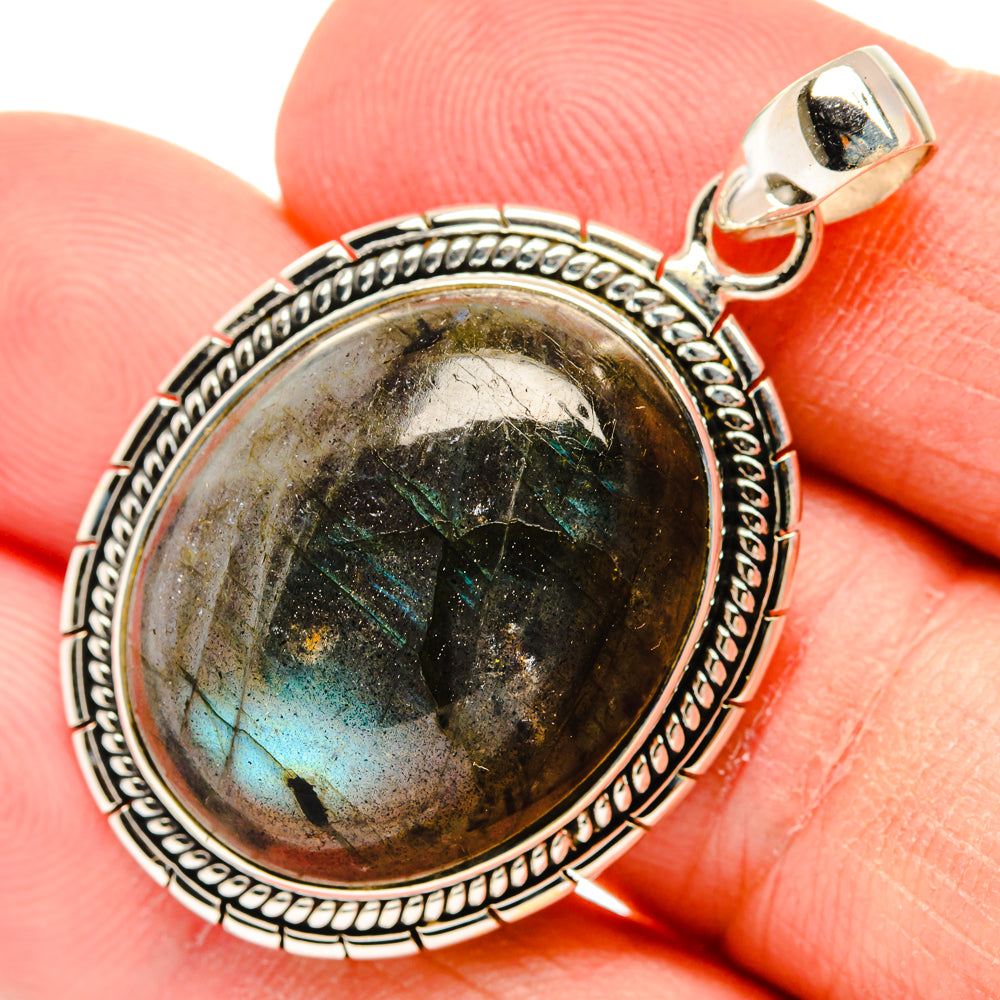 Labradorite Pendants handcrafted by Anasilvercos - PD29331