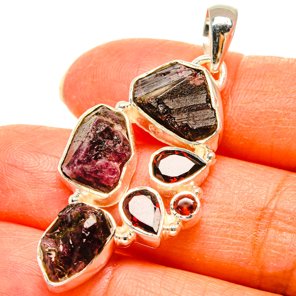 Garnet Pendants handcrafted by Anasilvercos - PD29377