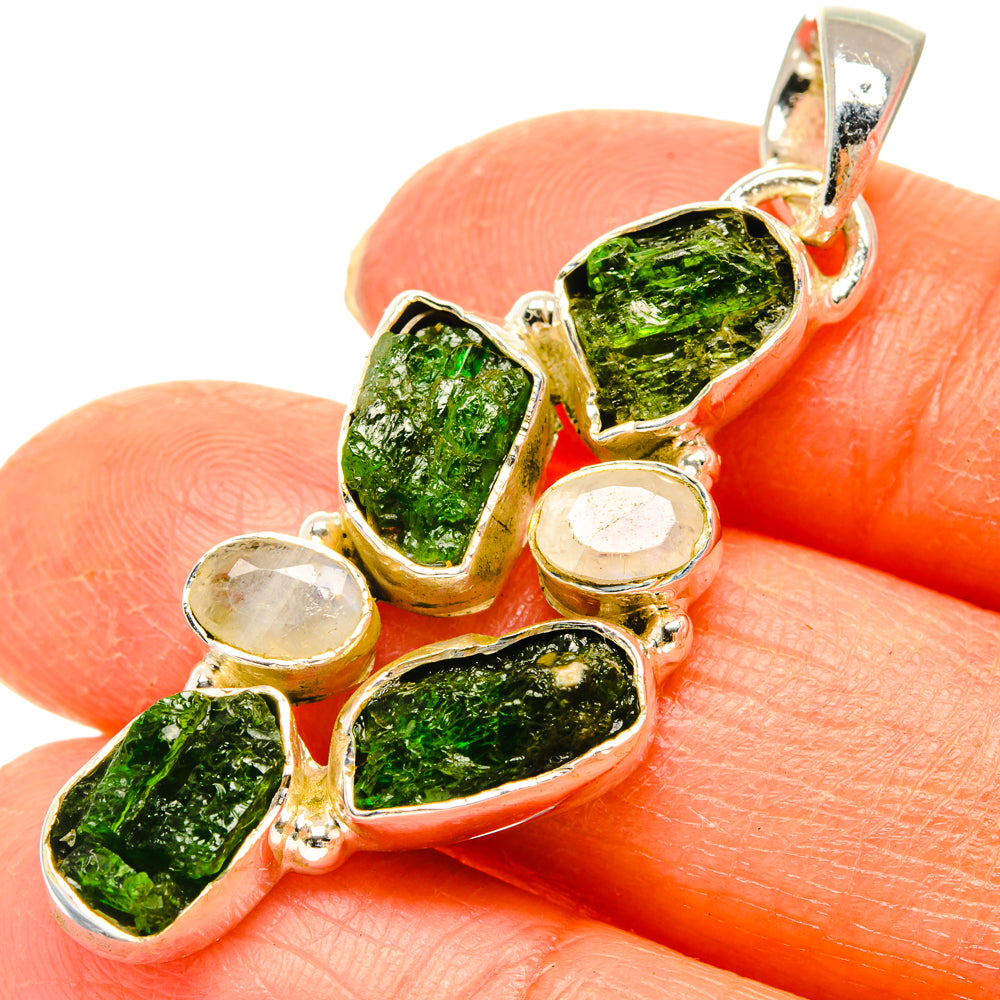Chrome Diopside Pendants handcrafted by Anasilvercos - PD29379