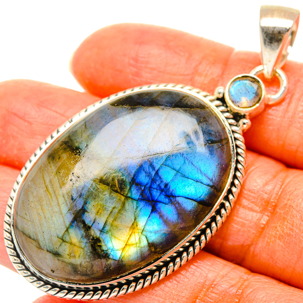 Labradorite Pendants handcrafted by Anasilvercos - PD29417