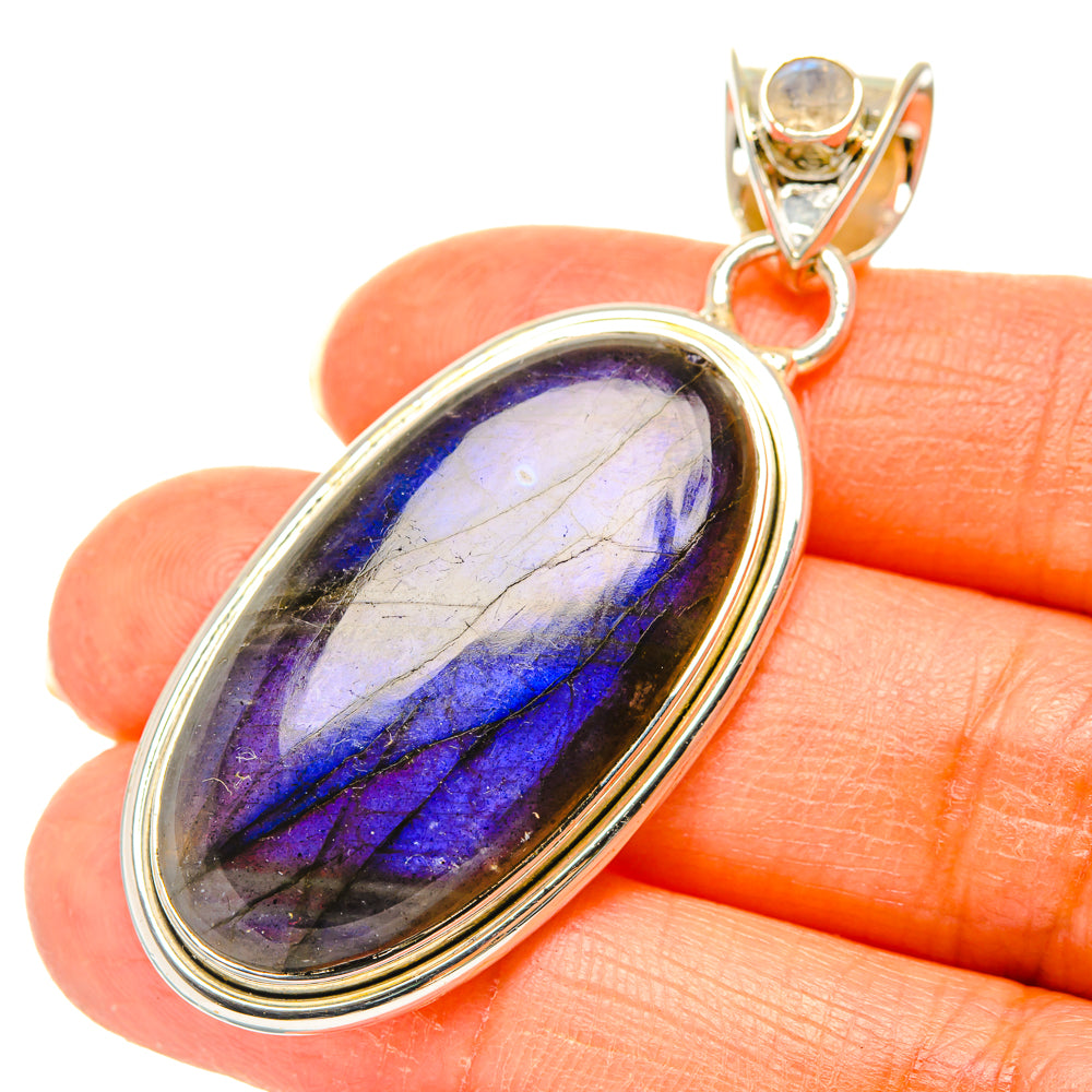 Labradorite Pendants handcrafted by Anasilvercos - PD29672