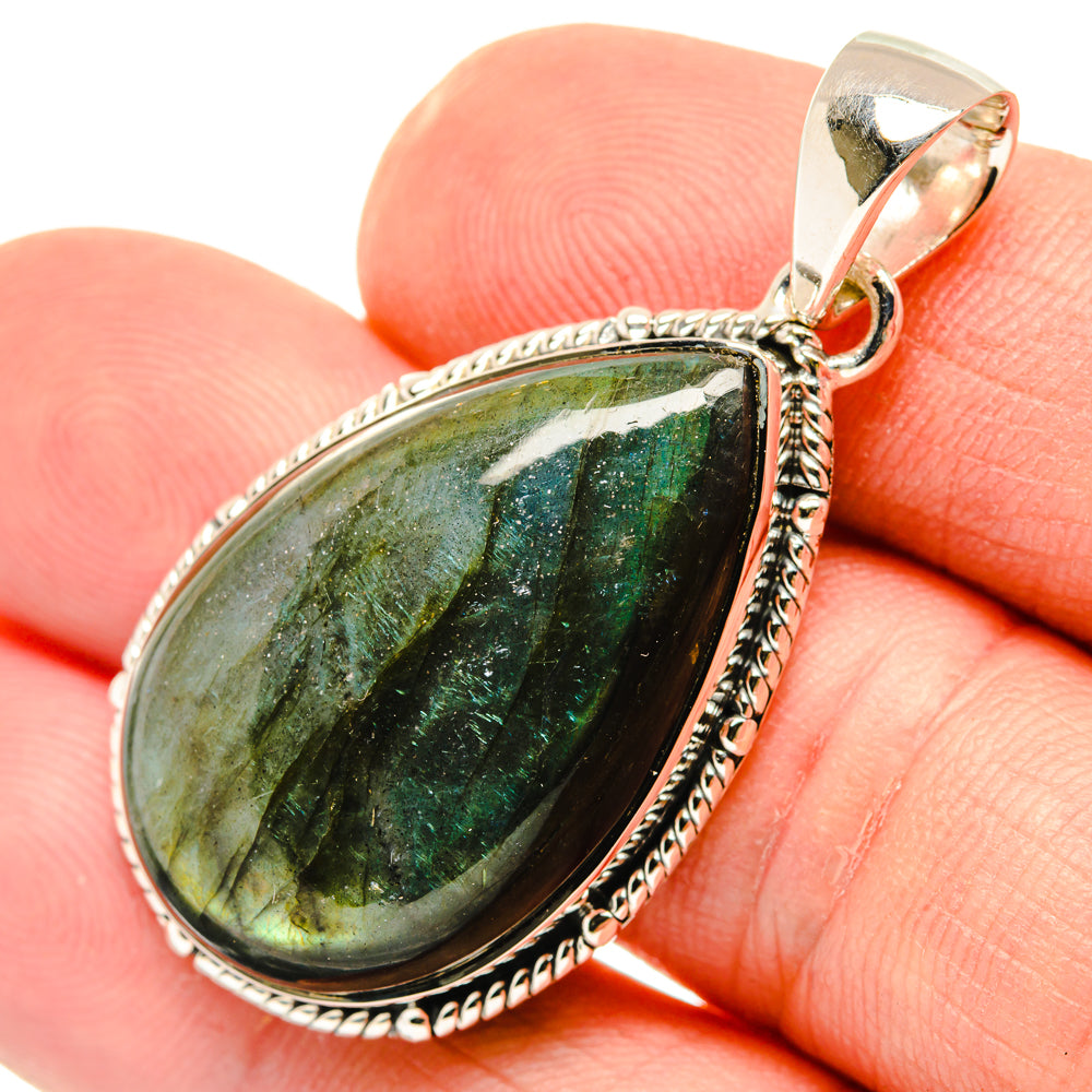 Labradorite Pendants handcrafted by Anasilvercos - PD29913
