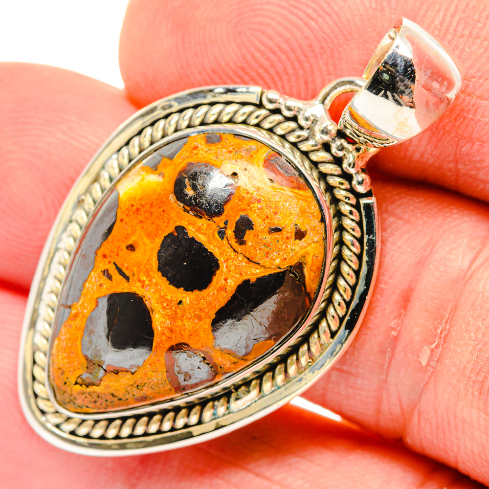 Bauxite Pendants handcrafted by Anasilvercos - PD29936