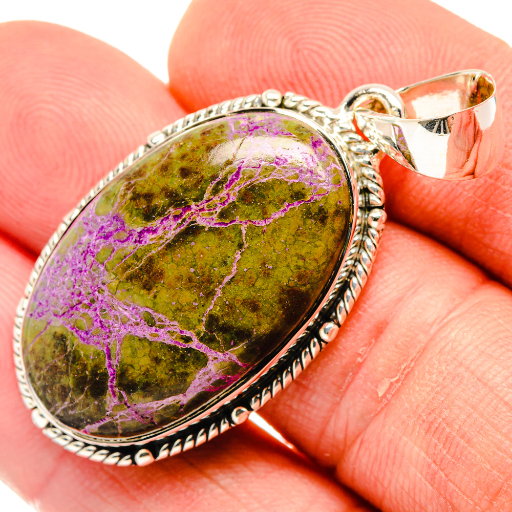 Stichtite Pendants handcrafted by Anasilvercos - PD29937