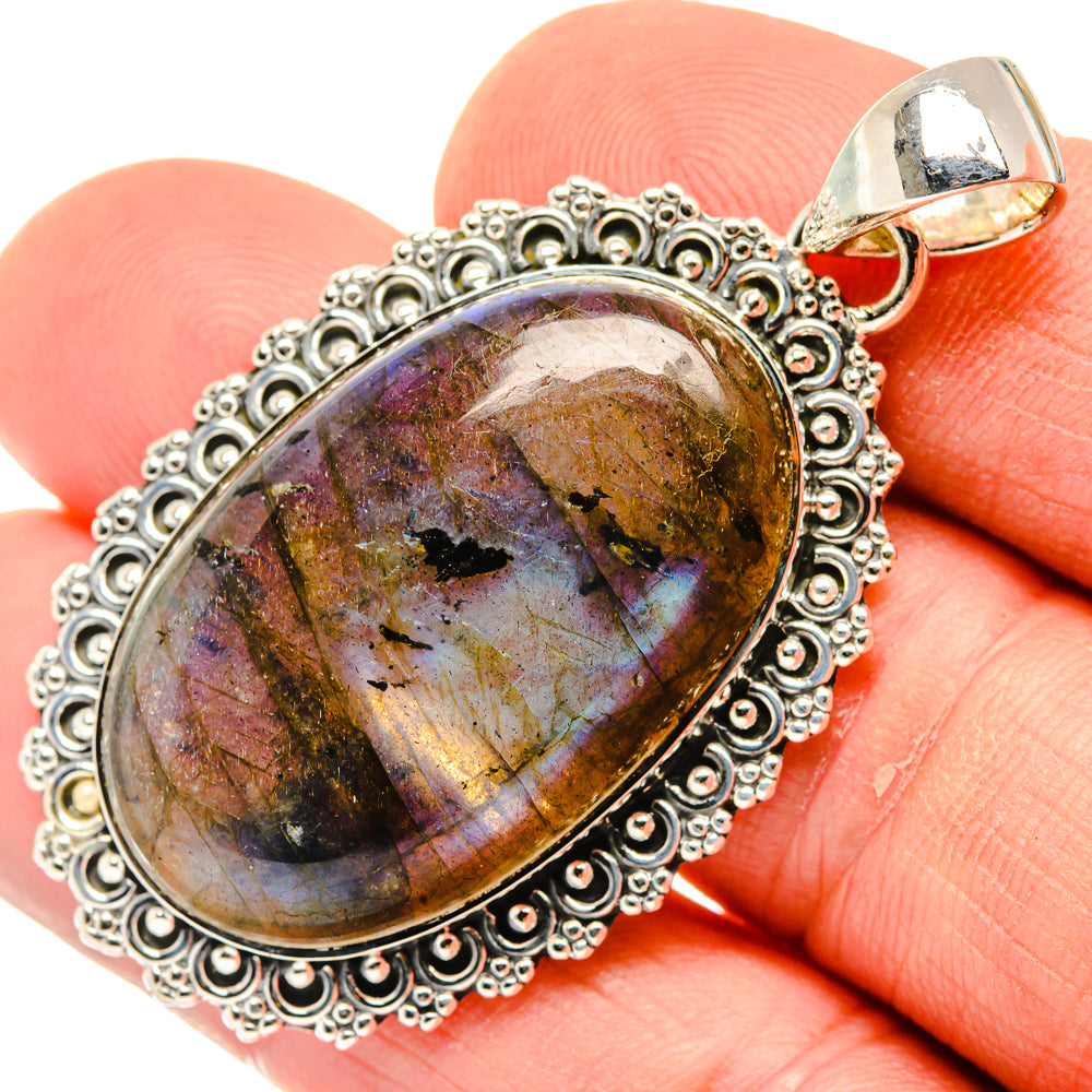 Labradorite Pendants handcrafted by Anasilvercos - PD30066