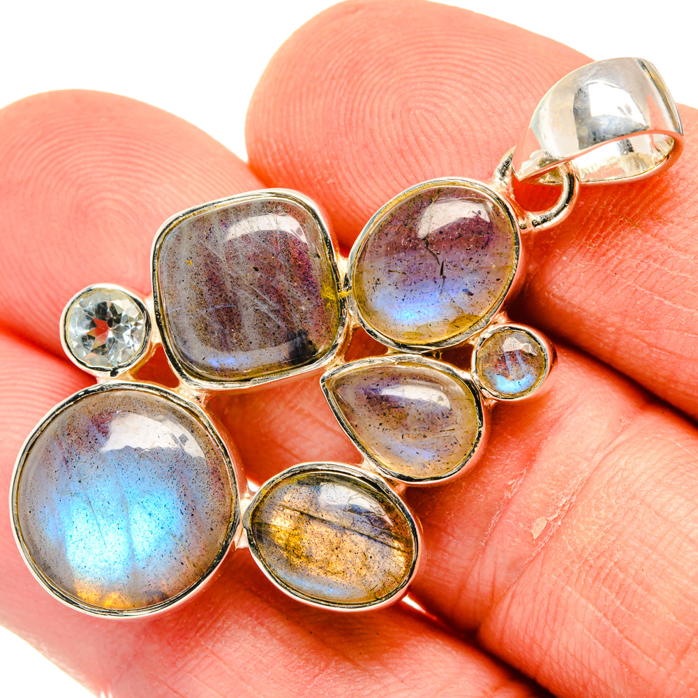 Labradorite Pendants handcrafted by Anasilvercos - PD30083