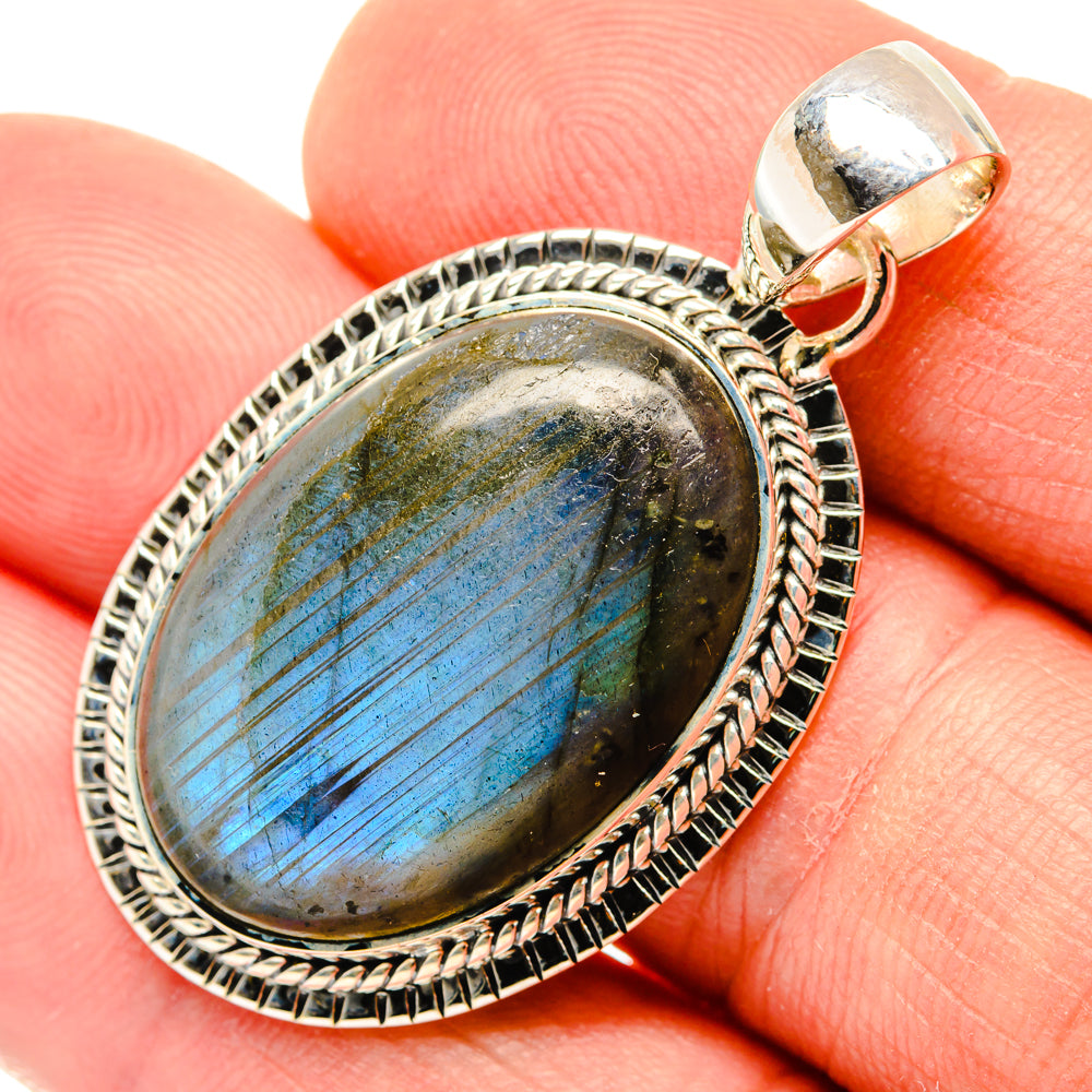 Labradorite Pendants handcrafted by Anasilvercos - PD30232