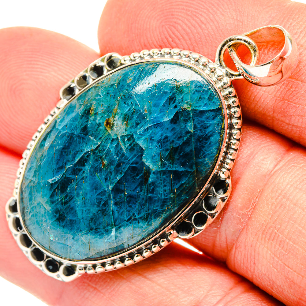 Apatite Pendants handcrafted by Anasilvercos - PD30480