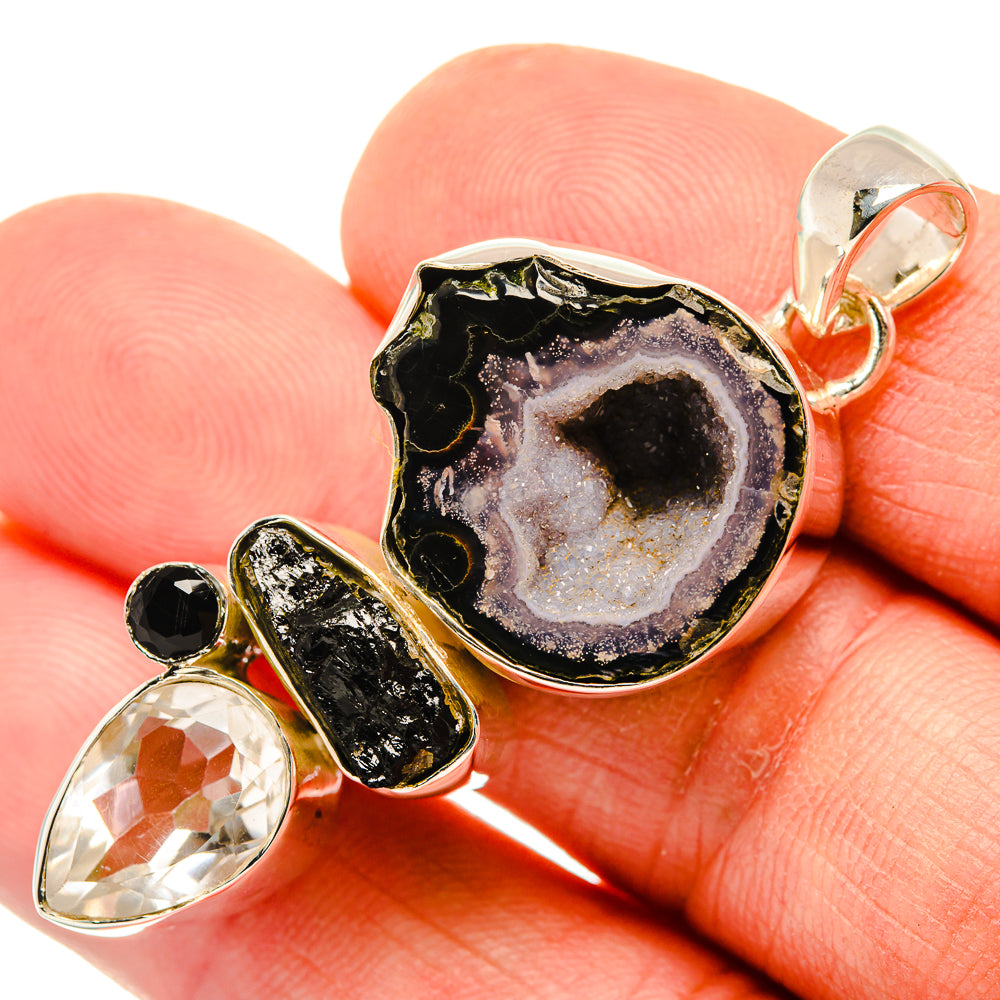 Coconut Geode Slice Pendants handcrafted by Anasilvercos - PD30547