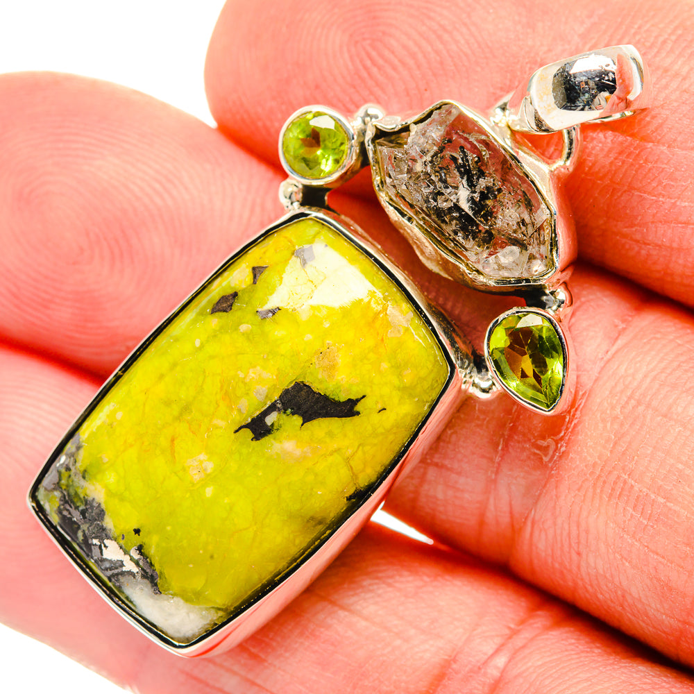 Lizardite Pendants handcrafted by Anasilvercos - PD30711