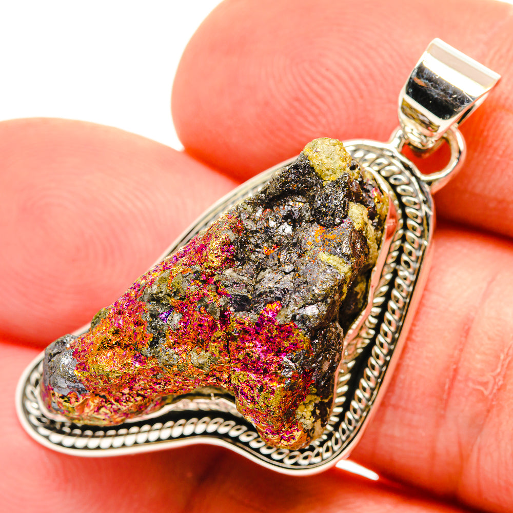 Titanium Druzy Pendants handcrafted by Anasilvercos - PD30713