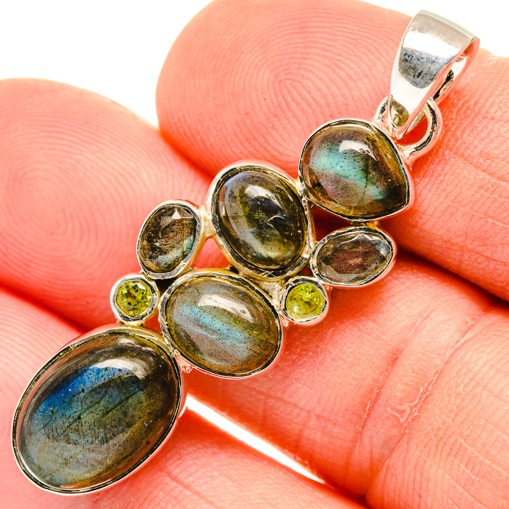 Labradorite Pendants handcrafted by Anasilvercos - PD30720