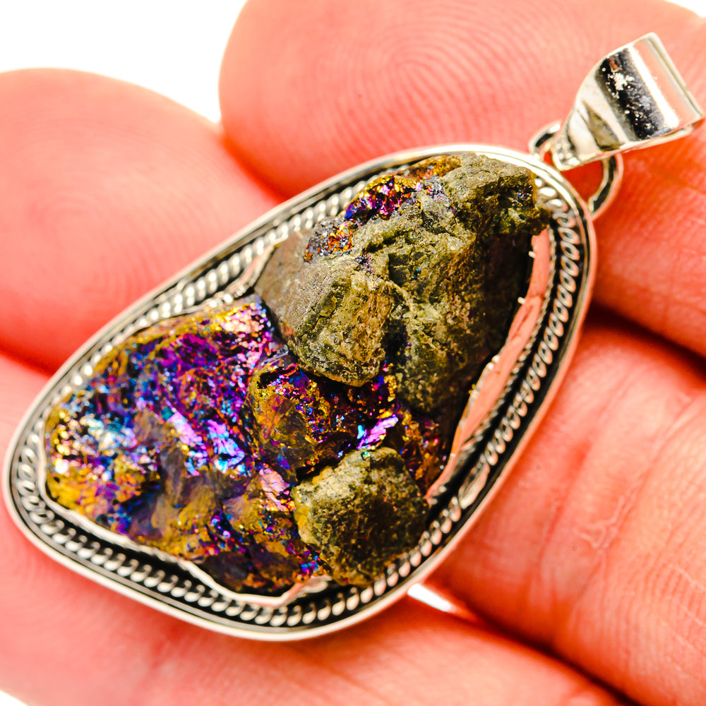 Titanium Druzy Pendants handcrafted by Anasilvercos - PD30801