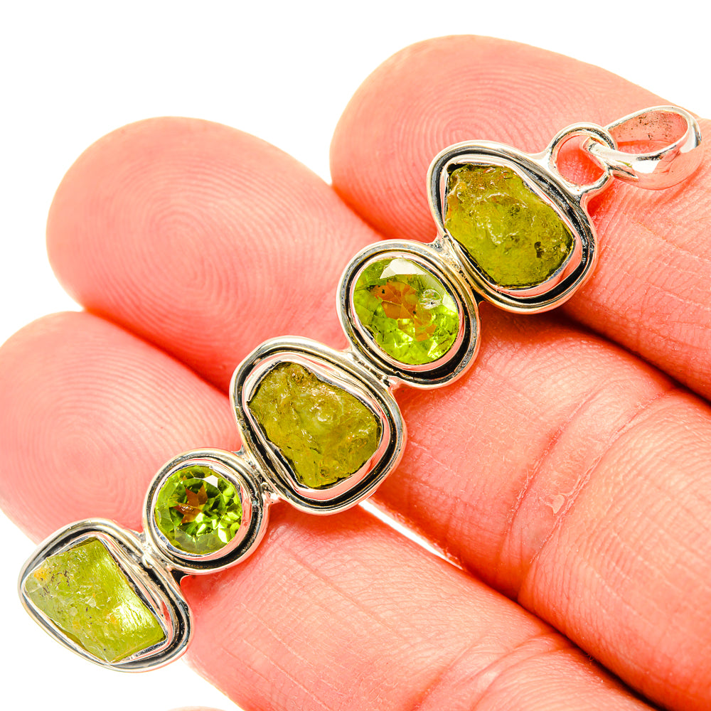 Peridot Pendants handcrafted by Anasilvercos - PD30905