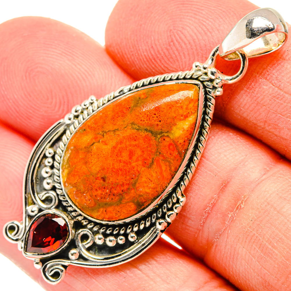 Sponge Coral Pendants handcrafted by Anasilvercos - PD30971