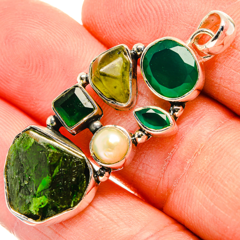 Chrome Diopside Pendants handcrafted by Anasilvercos - PD31023